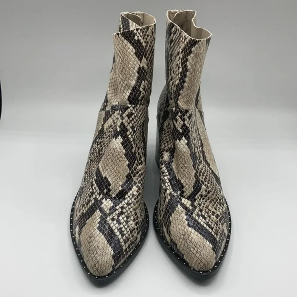 Treasure and Bond Snakeskin Zip Up Booties.  SZ 7.5